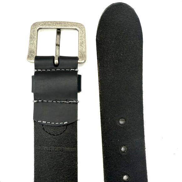 Timberland Men’s Black Leather Belt Size 36 Logo Patch Distressed Buckle - Picture 4 of 8